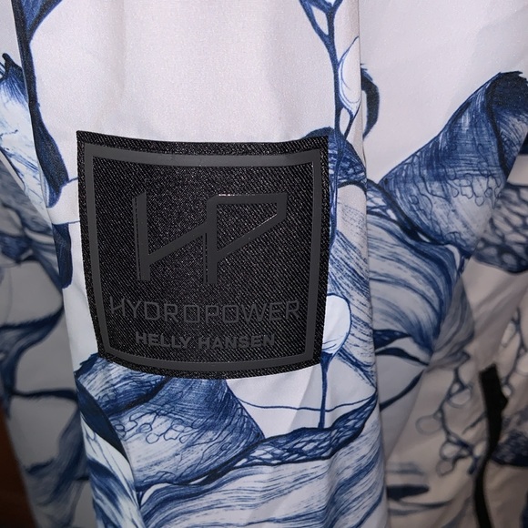 HOST PICK!🥰 HELLY Hansen wind jacket and shorts SPF40 sailing RIDING OUTDOORS S - Picture 8 of 16